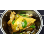 “Bỏ túi” cách luộc gà không cần nước mà thịt vẫn thơm ngon